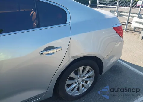 2015 Buick Lacrosse Leather z USA, uszkodzony, nr VIN 1G4GB5GR1FF309410